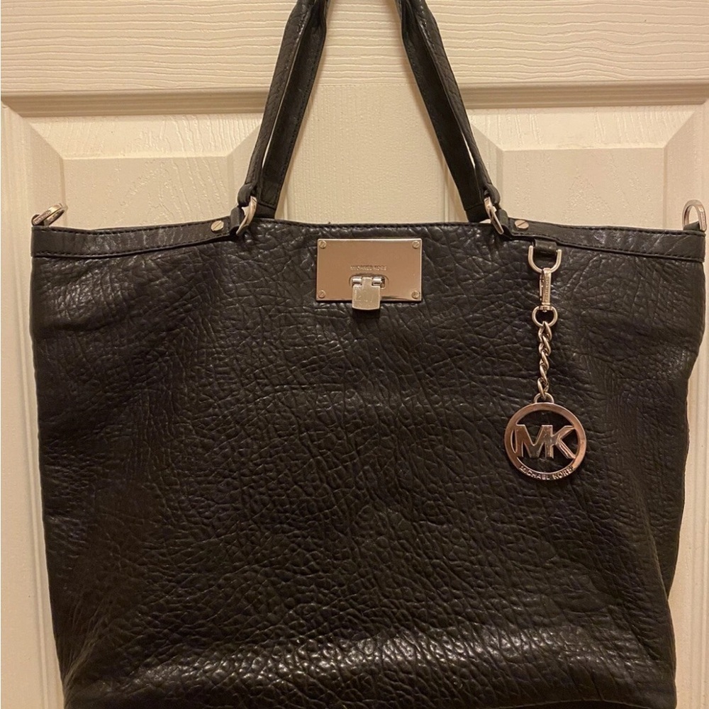 Michael Kors Channing Large Black Pebbled Leather Satchel Shoulder Tote Bag EUC - Picture 1 of 14